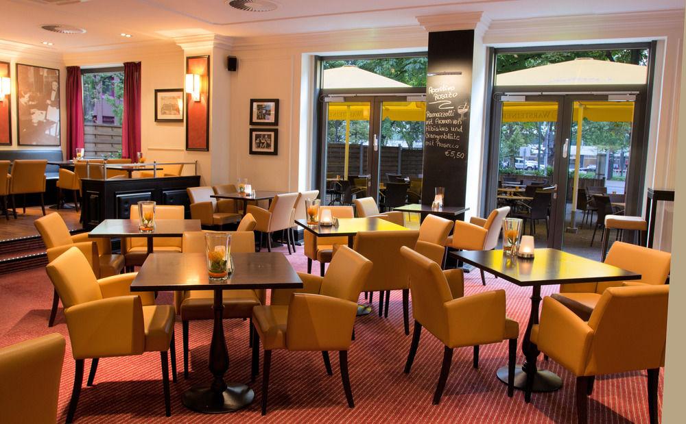 Courtyard By Marriott Duesseldorf Seestern Екстериор снимка