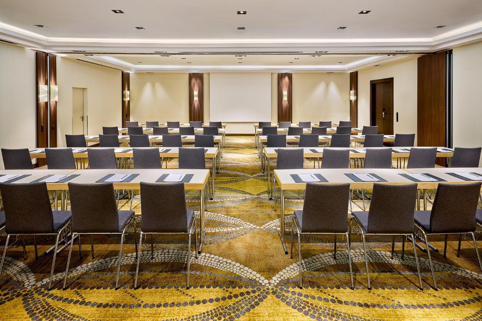 Courtyard By Marriott Duesseldorf Seestern Екстериор снимка