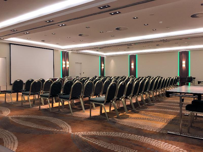 Courtyard By Marriott Duesseldorf Seestern Екстериор снимка