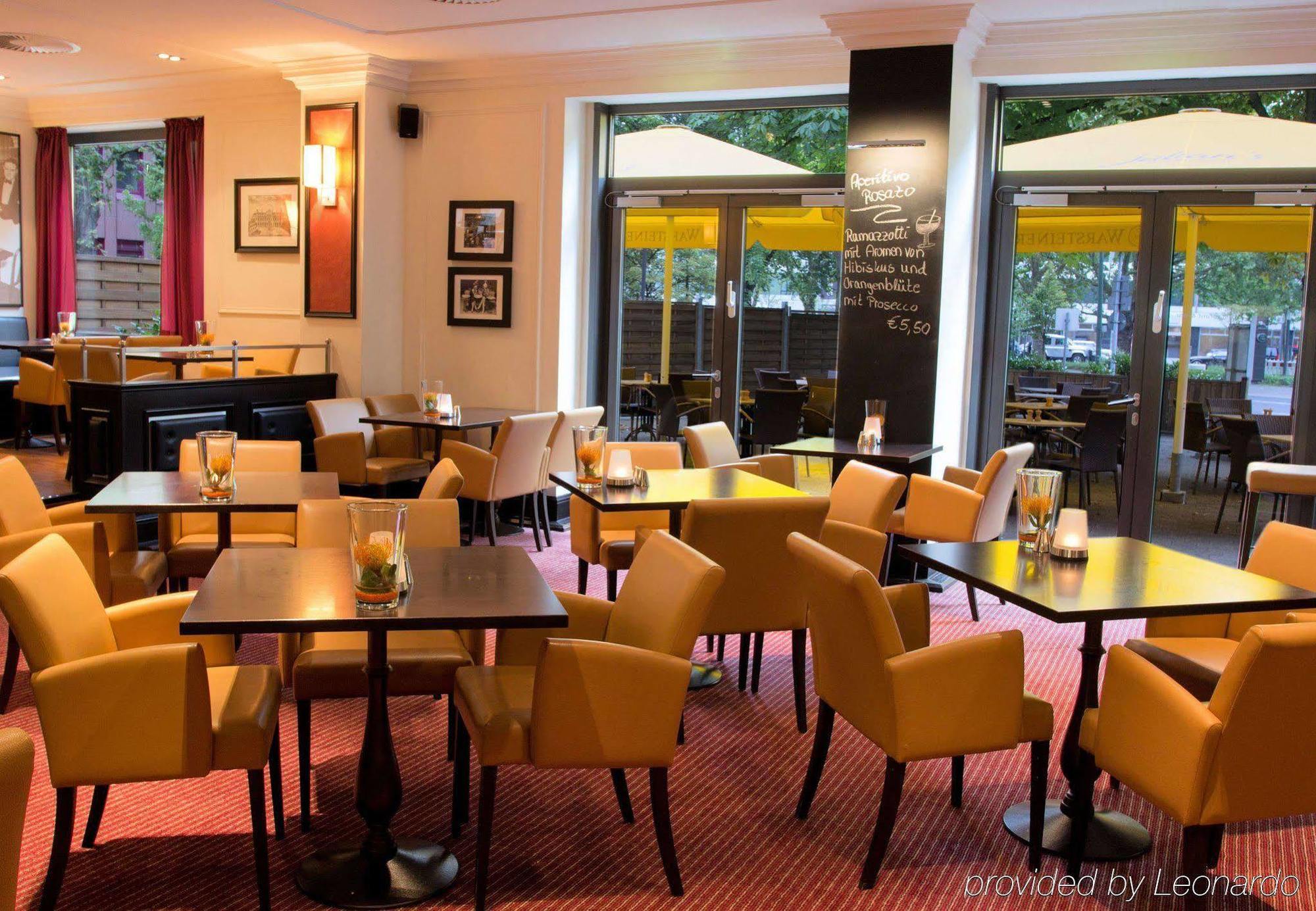 Courtyard By Marriott Duesseldorf Seestern Екстериор снимка